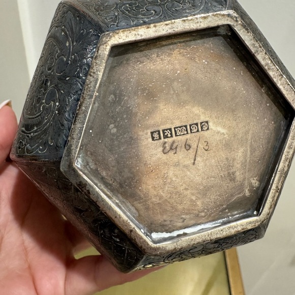 Antique E G Webster Silver Plate Copper Repousse Engraved Teapot Rattan Handle - Picture 5 of 8